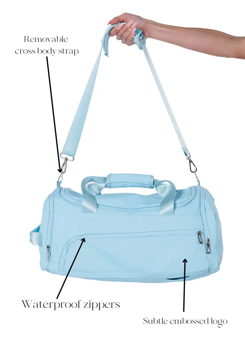 MEDIUM 2-IN-1 DUFFLE BACKPACK- BABY BLUE