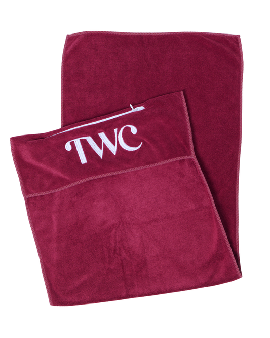 HOODED GYM TOWEL- BERRY